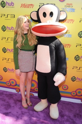 Click to view full size image
==============
chloemoretzfancom036.jpg chloemoretzfancom036.jpg