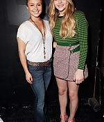 chloemoretzfancom031.jpg