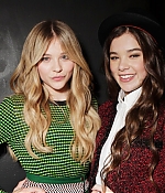 chloemoretzfancom042.jpg