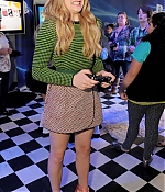 chloemoretzfancom059.jpg