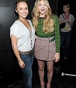 chloemoretzfancom143.jpg