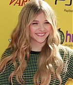 chloemoretzfancom149.jpg
