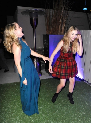 Click to view full size image
==============
chloemoretzfancom009.jpg chloemoretzfancom009.jpg