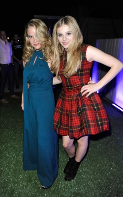Click to view full size image
==============
chloemoretzfancom010.jpg chloemoretzfancom010.jpg