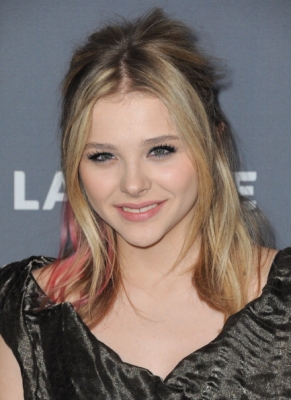 Click to view full size image
==============
chloemoretzfancom25.jpg chloemoretzfancom25.jpg