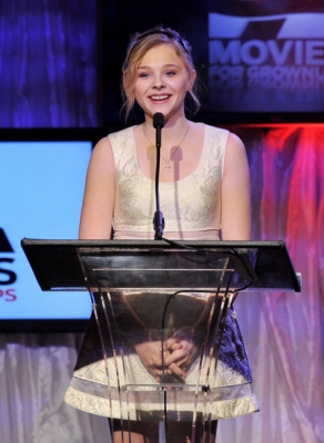Click to view full size image
==============
chloemoretzfancom07.jpg chloemoretzfancom07.jpg