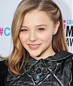 chloemoretzfancom034.jpg