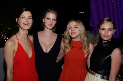 Click to view full size image
==============
chloemoretzfancom03.jpg chloemoretzfancom03.jpg