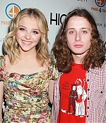 Filename=chloemoretzfancom85.jpg
Filesize=1043KiB
Dimensions=2490x2490
Date added=May 04, 2012 chloemoretzfancom85.jpg