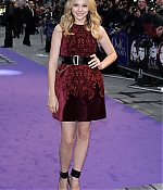 chloemoretzfancom009.jpg