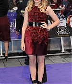 chloemoretzfancom020.jpg
