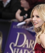 chloemoretzfancom076.jpg