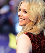 chloemoretzfancom078.jpg