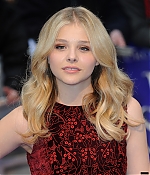 chloemoretzfancom143.jpg