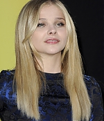 chloemoretzfancom084.jpg