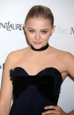 Click to view full size image
==============
chloemoretzfancom125.jpg chloemoretzfancom125.jpg