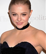 chloemoretzfancom102.jpg