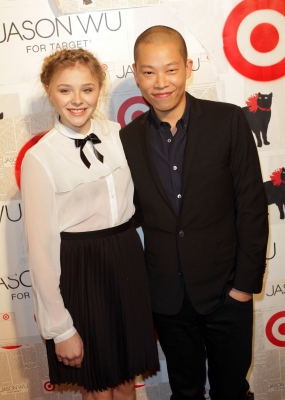 chloemoretzfancom082.jpg