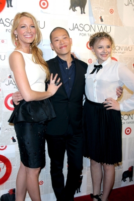 chloemoretzfancom084.jpg