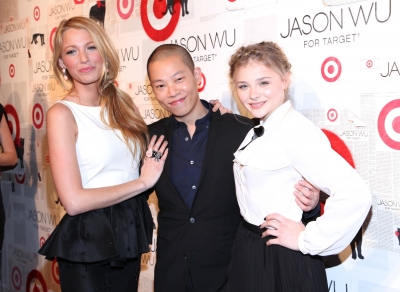 chloemoretzfancom091.jpg