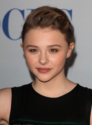 Click to view full size image
==============
chloemoretzfancom030.jpg chloemoretzfancom030.jpg