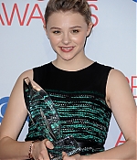 chloemoretzfancom038.jpg