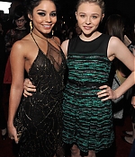 chloemoretzfancom148.jpg
