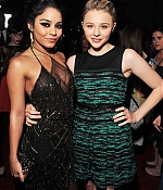 chloemoretzfancom158.jpg