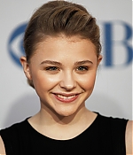 chloemoretzfancom177.jpg