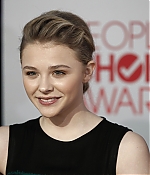 chloemoretzfancom182.jpg