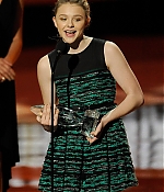 chloemoretzfancom196.jpg