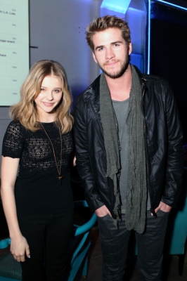 Click to view full size image
==============
chloemoretzfancom02.jpg chloemoretzfancom02.jpg