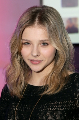 Click to view full size image
==============
chloemoretzfancom09.jpg chloemoretzfancom09.jpg