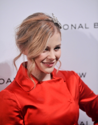 chloemoretzfancom084.JPG
