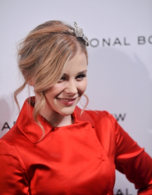 chloemoretzfancom089.JPG