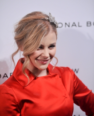 chloemoretzfancom094.JPG