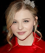 chloemoretzfancom064.jpg