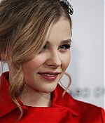 chloemoretzfancom065.jpg