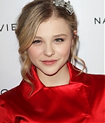 chloemoretzfancom076.jpg