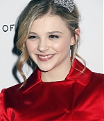 chloemoretzfancom096.jpg