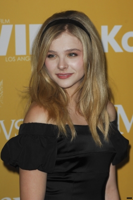Click to view full size image
==============
chloemoretzfancom40.jpg chloemoretzfancom40.jpg
