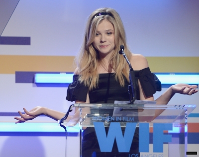 Click to view full size image
==============
chloemoretzfancom44.jpg chloemoretzfancom44.jpg