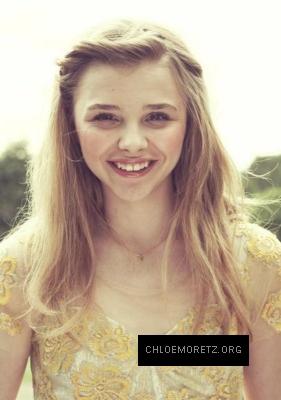 1455567324249_chloe_moretz_teen_vogue_18.jpg