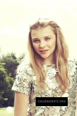 1455567911743_chloe_moretz_teen_vogue_40.jpg