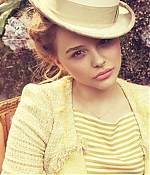 1455567338110_chloe_moretz_teen_vogue_20.jpg