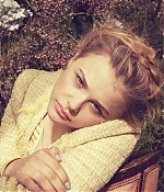 1455567360309_chloe_moretz_teen_vogue_23.jpg