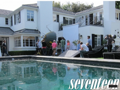 Click to view full size image
==============
Behind The Scenes
Behind The Scenes