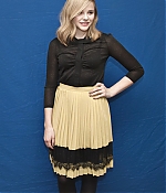 chloemoretzfancom019.jpg