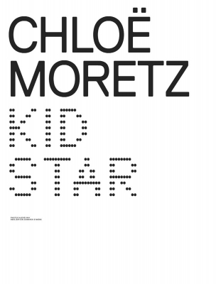 chloemoretzfancom005.jpg