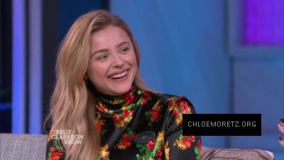The_Kelly_Clarkson_Show_2019_2812629.JPG